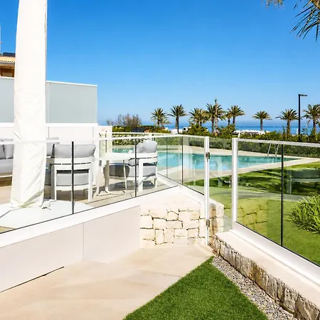 Albamar Premium En Primera Linea De Playa Con Piscina Privada By Family Homes