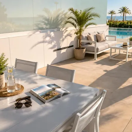 Albamar Premium En Primera Linea De Playa Con Piscina Privada By Family Homes Appartement Dénia