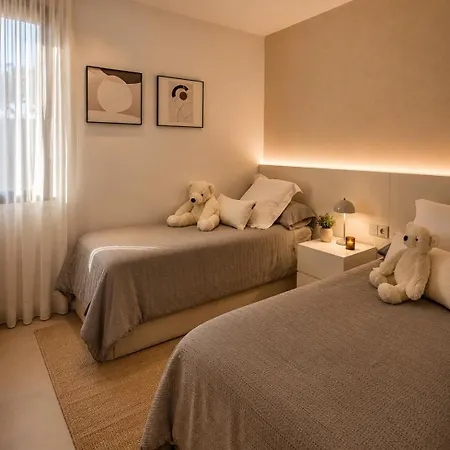 Albamar Premium En Primera Linea De Playa Con Piscina Privada By Family Homes