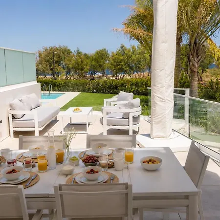 Appartement Albamar Premium En Primera Linea De Playa Con Piscina Privada By Family Homes